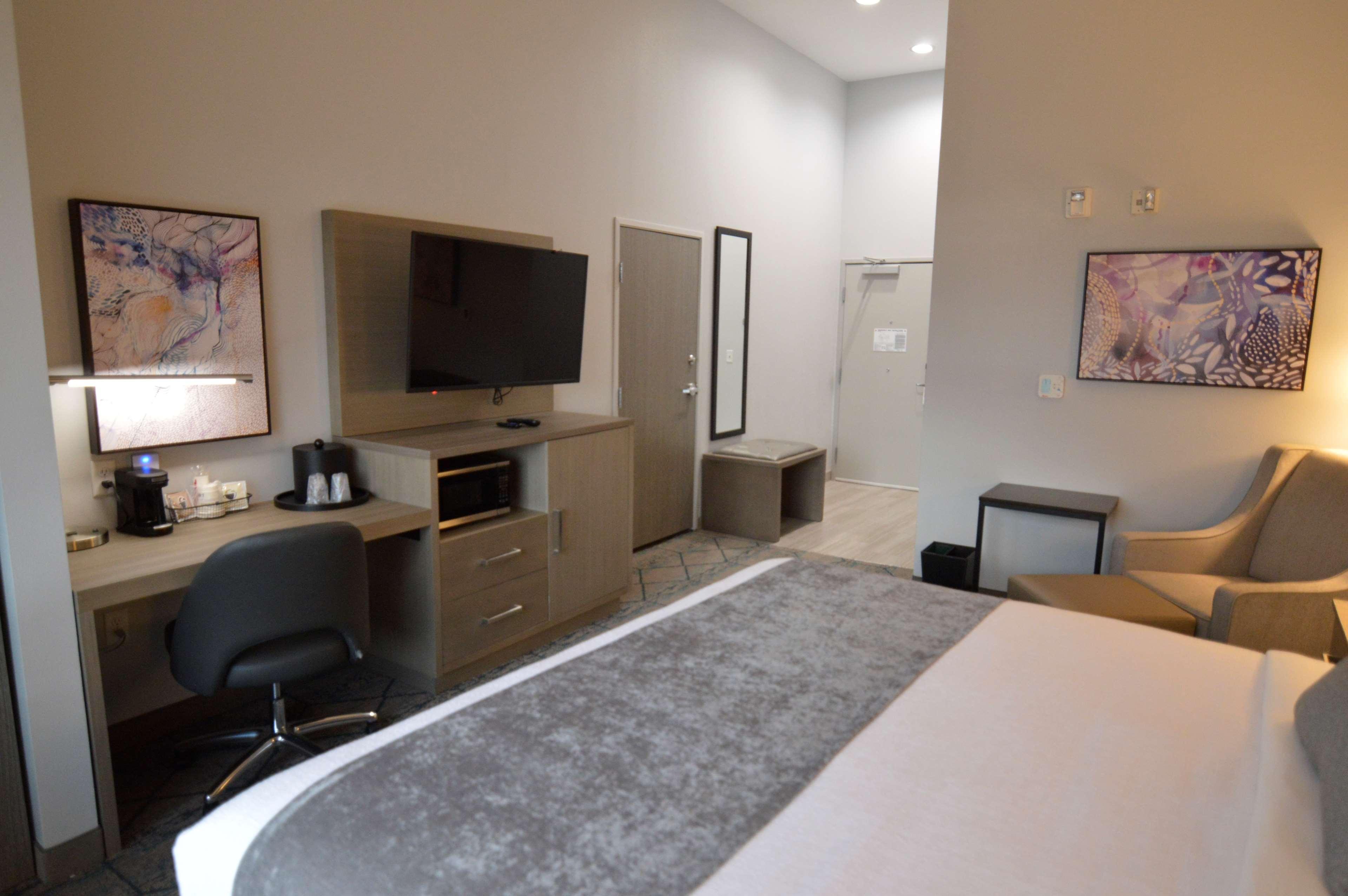 Best Western Plus Executive Residency Oklahoma City I-35 Exteriör bild