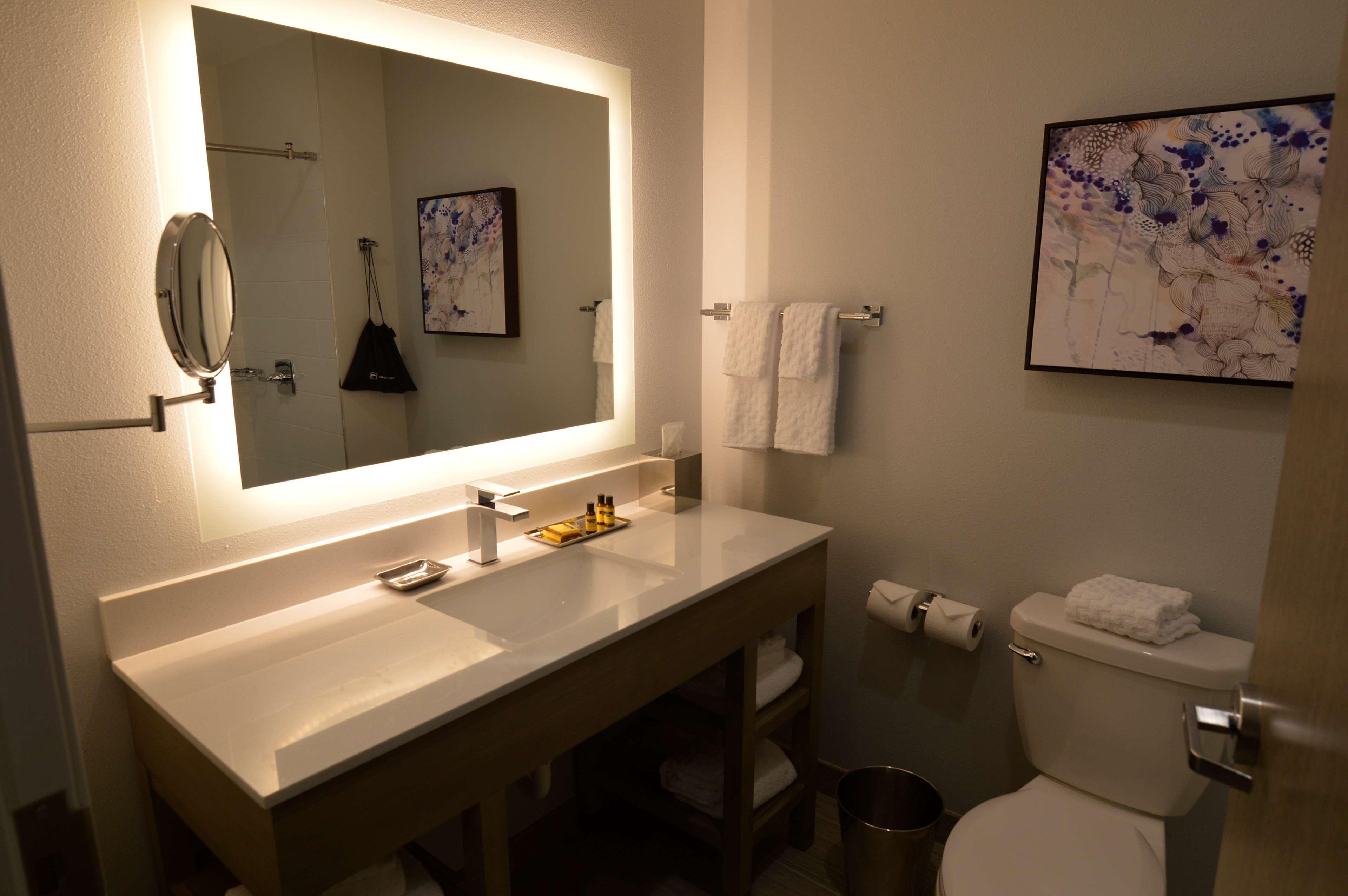 Best Western Plus Executive Residency Oklahoma City I-35 Exteriör bild