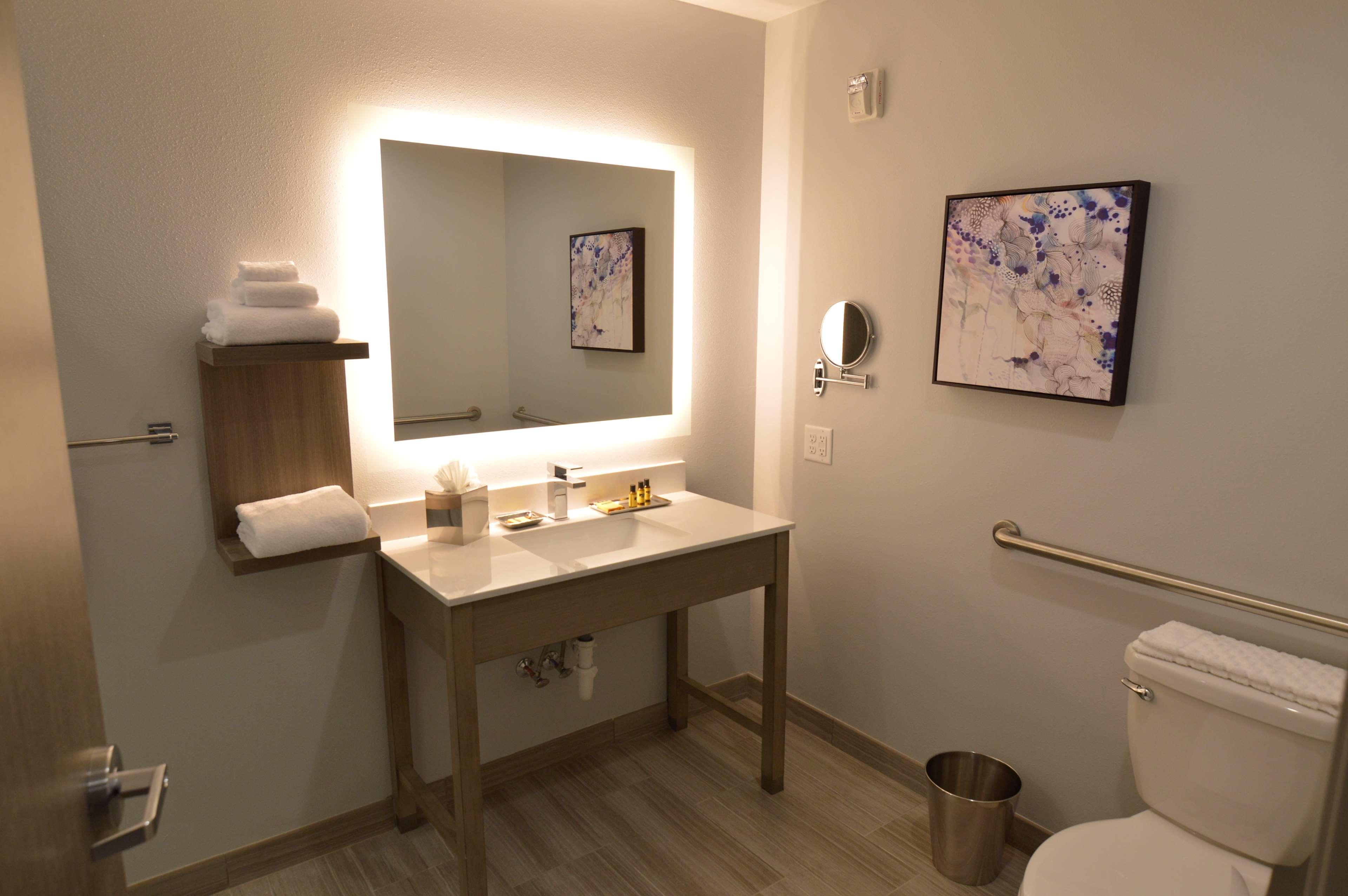 Best Western Plus Executive Residency Oklahoma City I-35 Exteriör bild