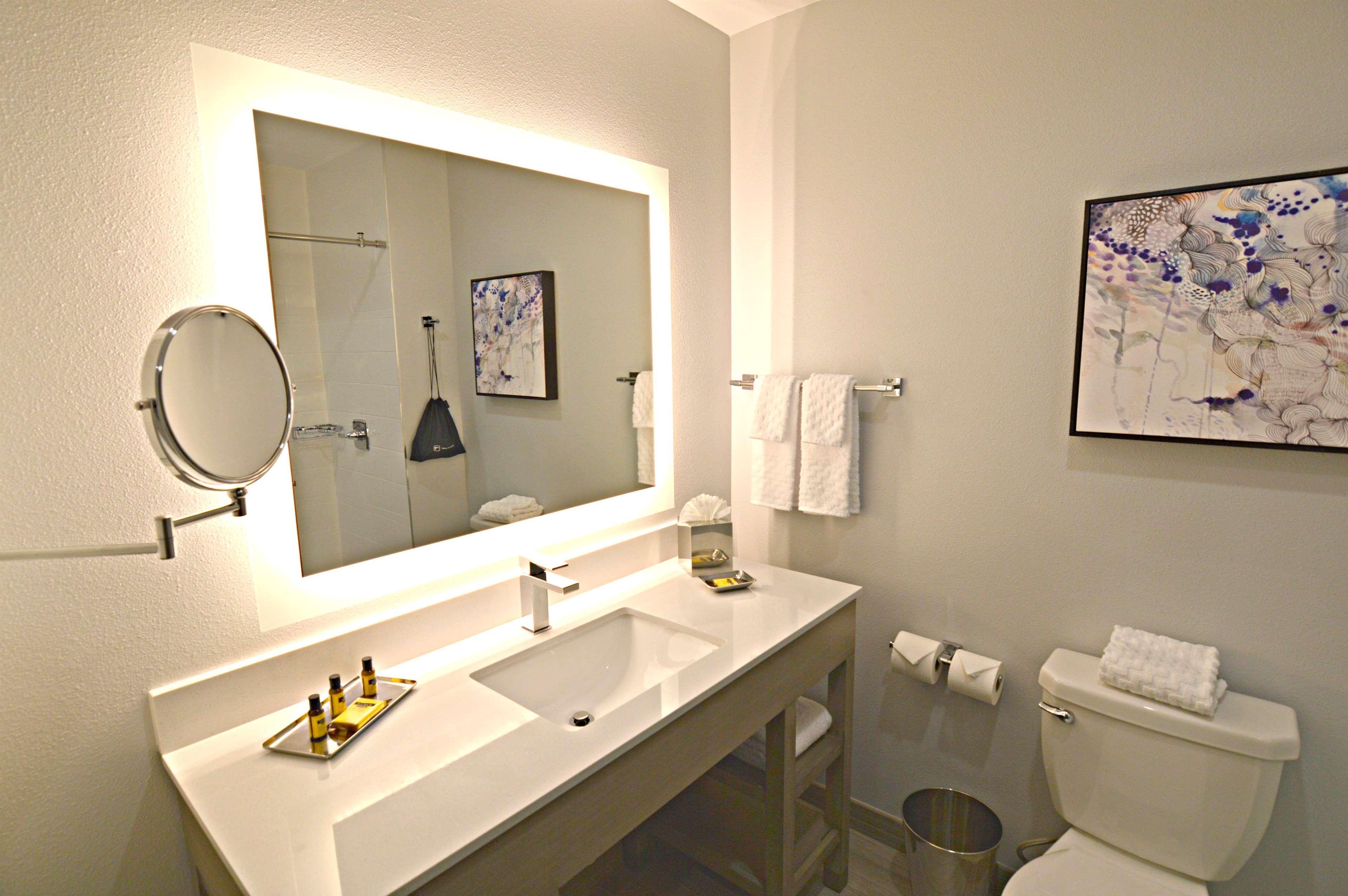 Best Western Plus Executive Residency Oklahoma City I-35 Exteriör bild