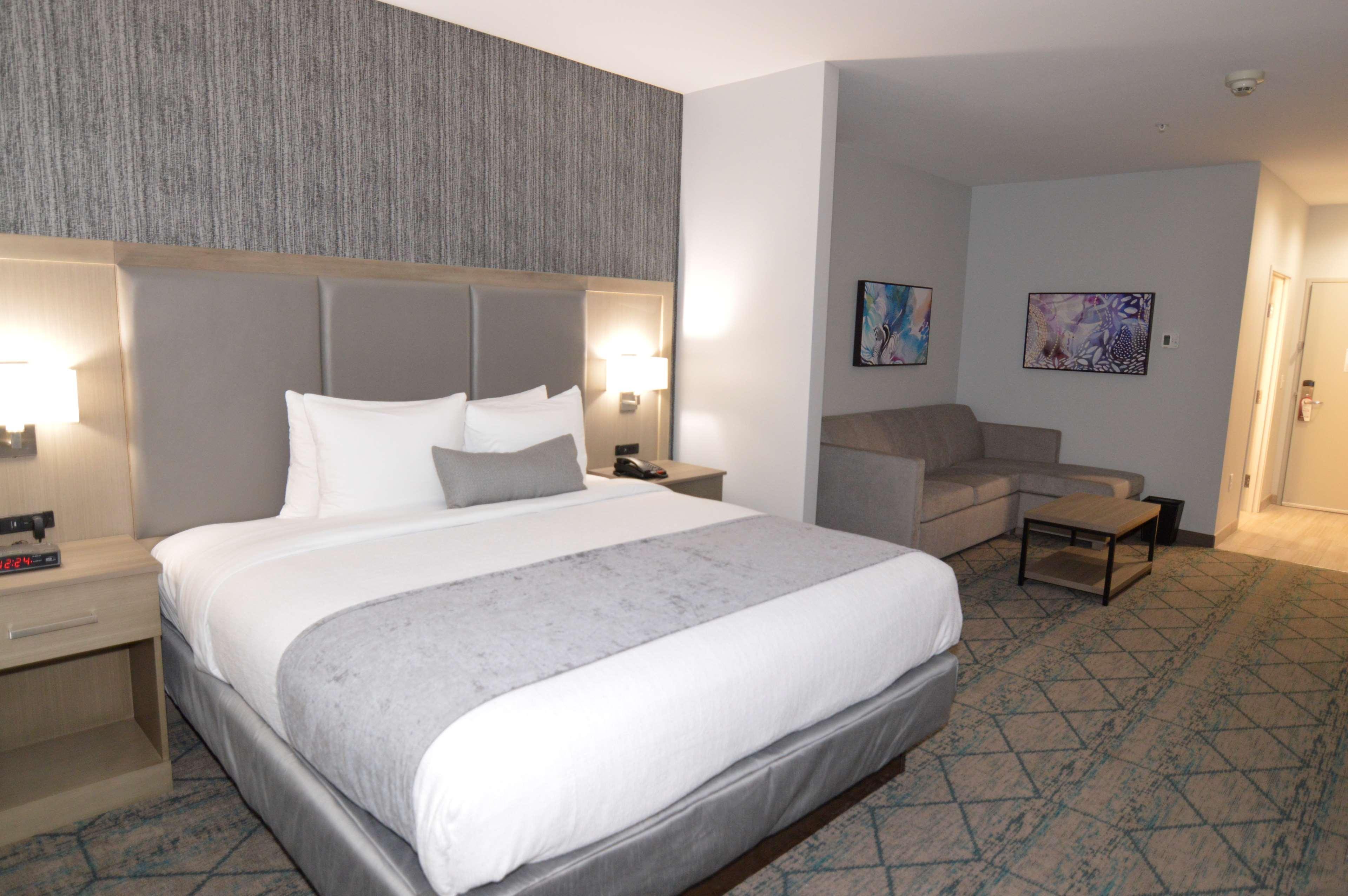 Best Western Plus Executive Residency Oklahoma City I-35 Exteriör bild