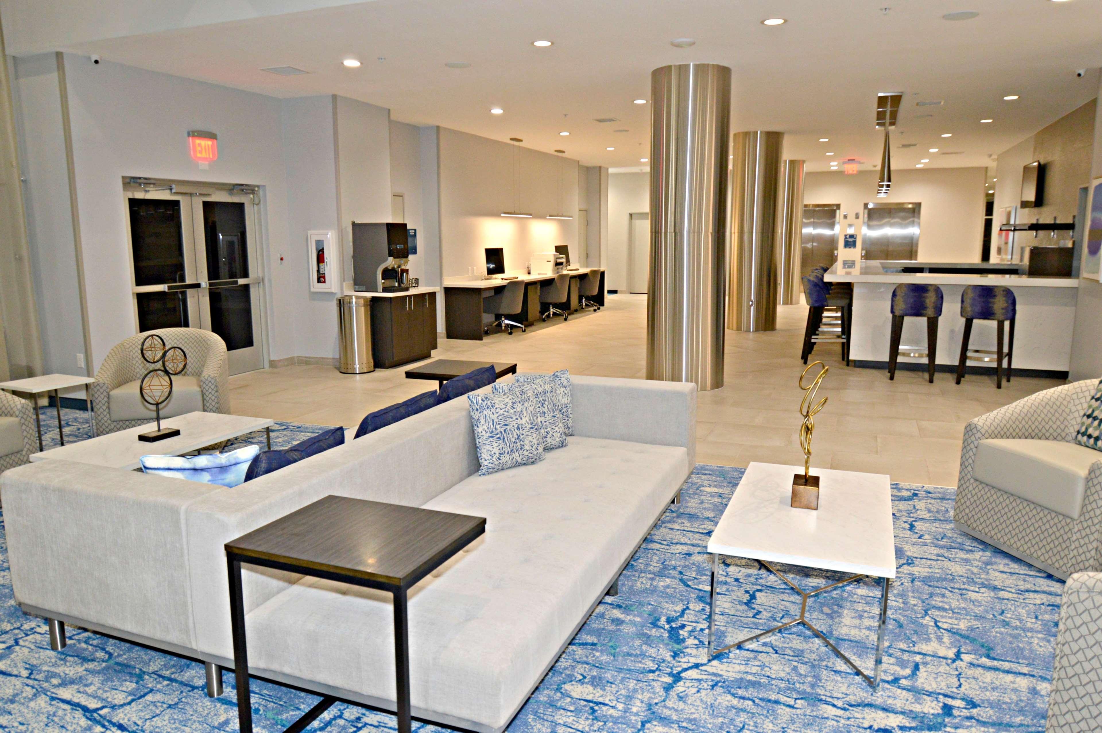 Best Western Plus Executive Residency Oklahoma City I-35 Exteriör bild