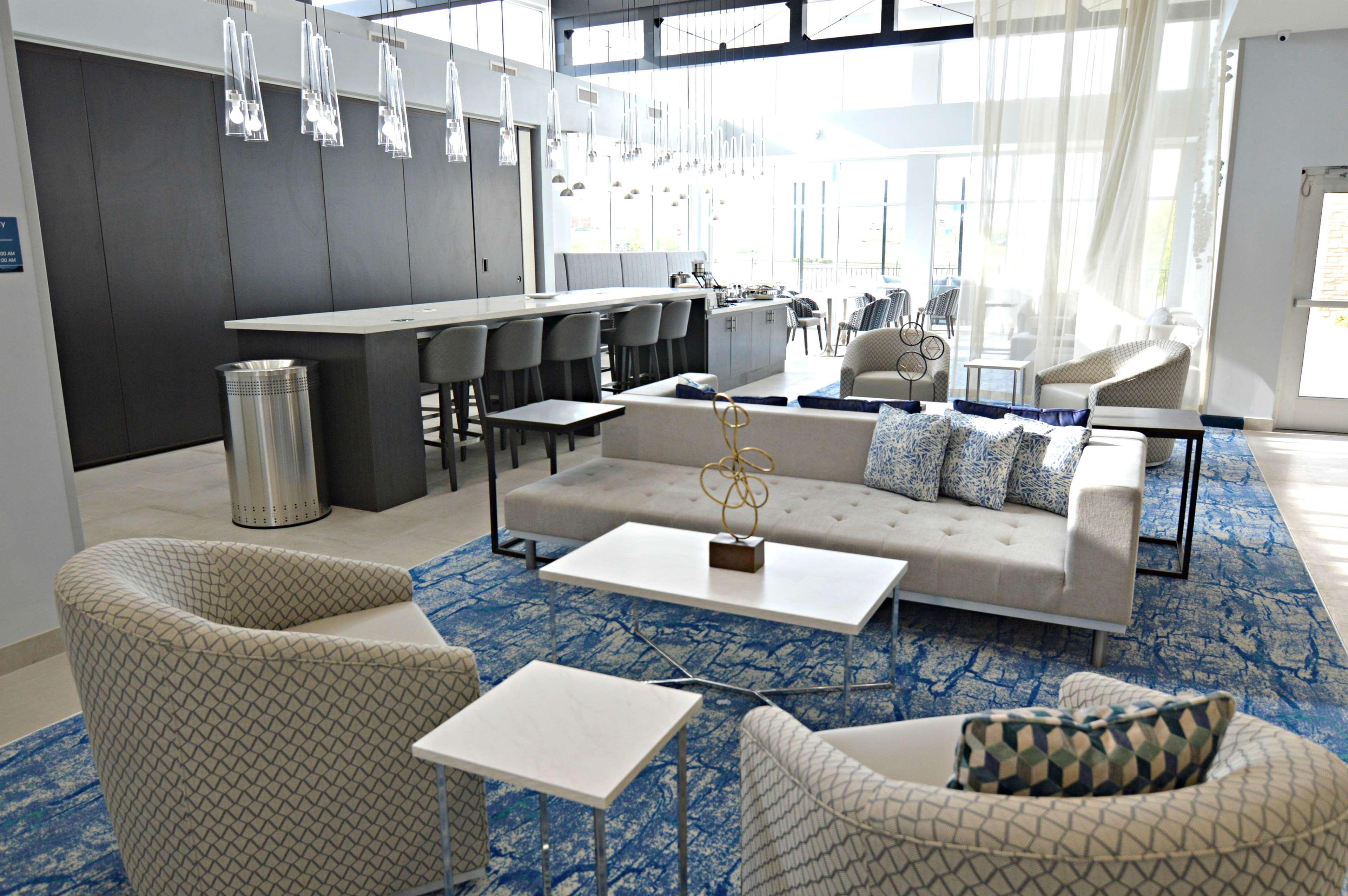 Best Western Plus Executive Residency Oklahoma City I-35 Exteriör bild